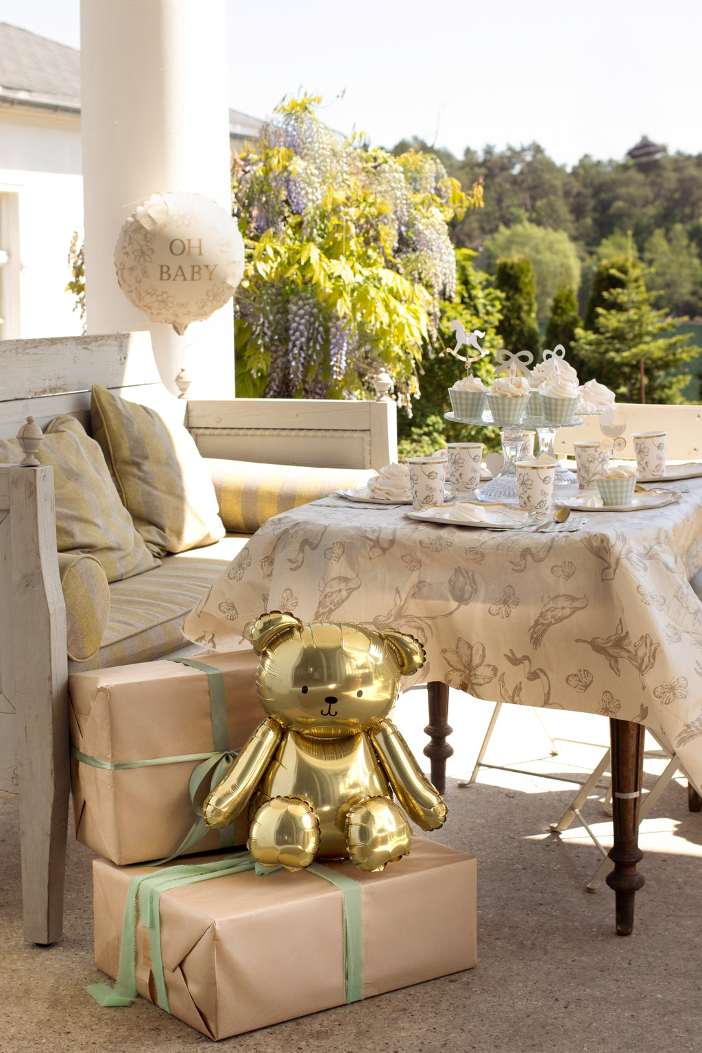 Foil balloon bear gold 38x42cm