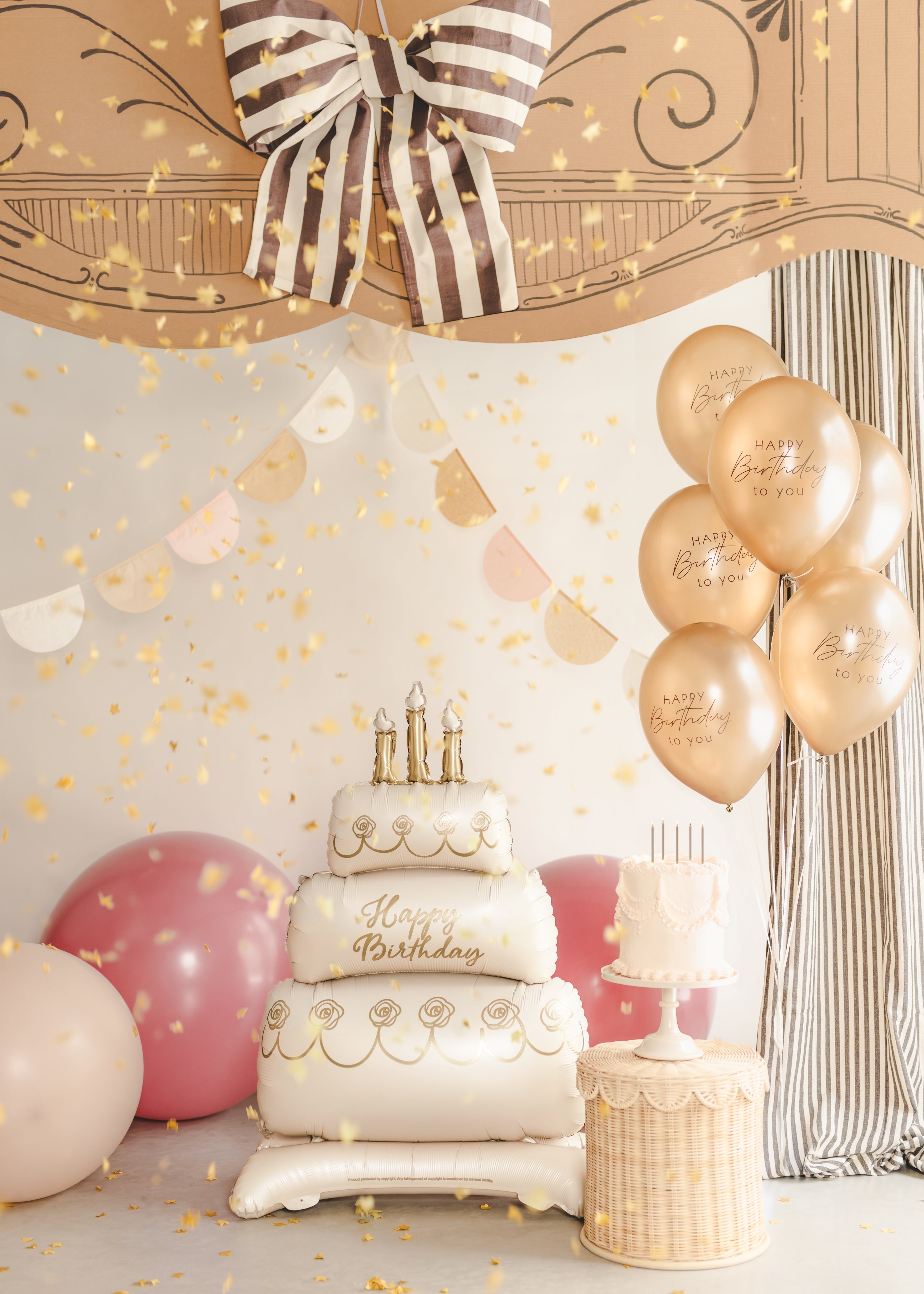 Foil balloon standing cake 70x100 cm