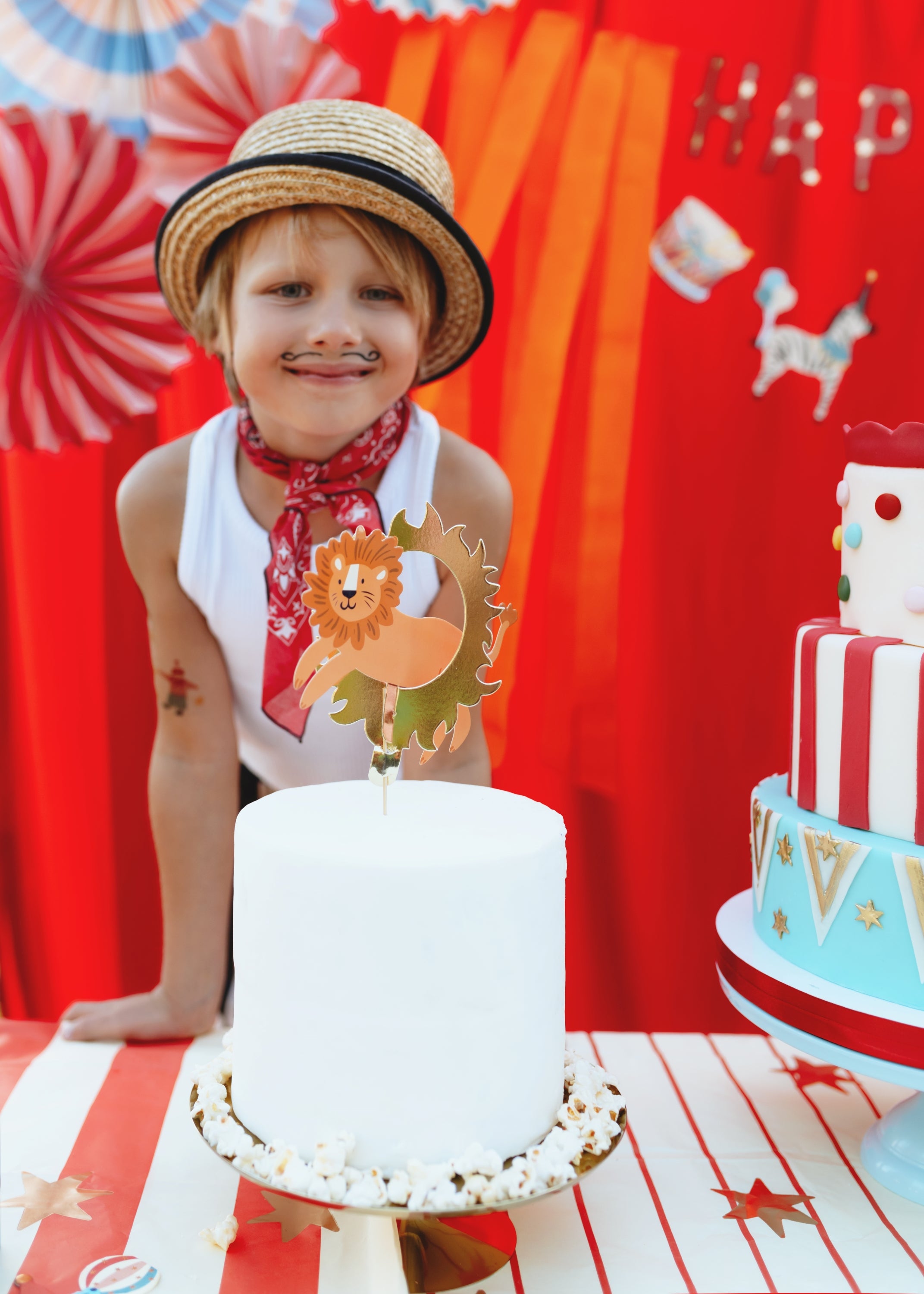Cake Topper Leone